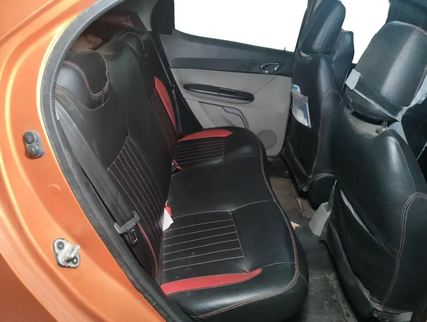 2017 Tata Tiago XZ PETROL, Petrol, Manual, 69,460 km, interior