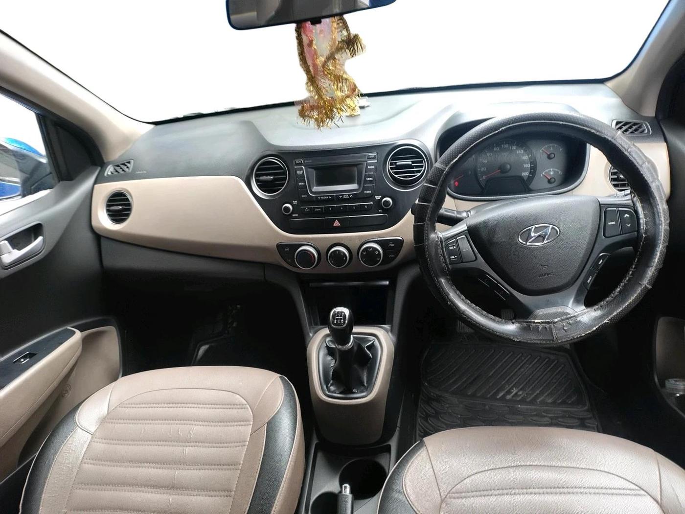 2017 Hyundai Xcent S 1.2, Petrol, Manual, 76,384 km, interior