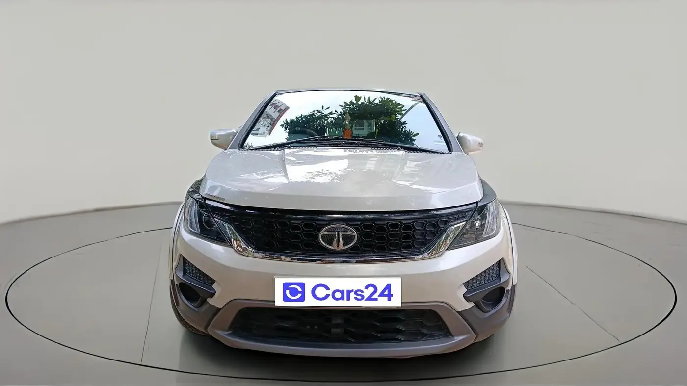 2017 Tata Hexa XMA 4X2 7 STR, Diesel, Automatic, 34,610 km, exterior
