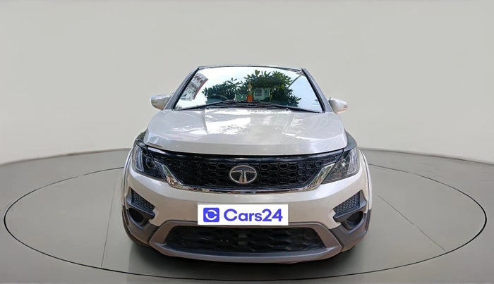 2017 Tata Hexa XMA 4X2 7 STR, Diesel, Automatic, 34,610 km, exterior