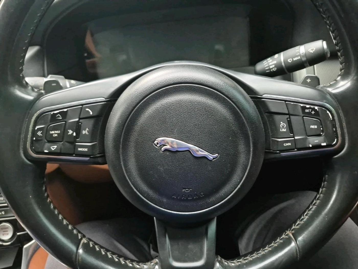 2016 Jaguar XF PORTFOLIO 2.0 PETROL , Petrol, Automatic, 39,477 km, interior