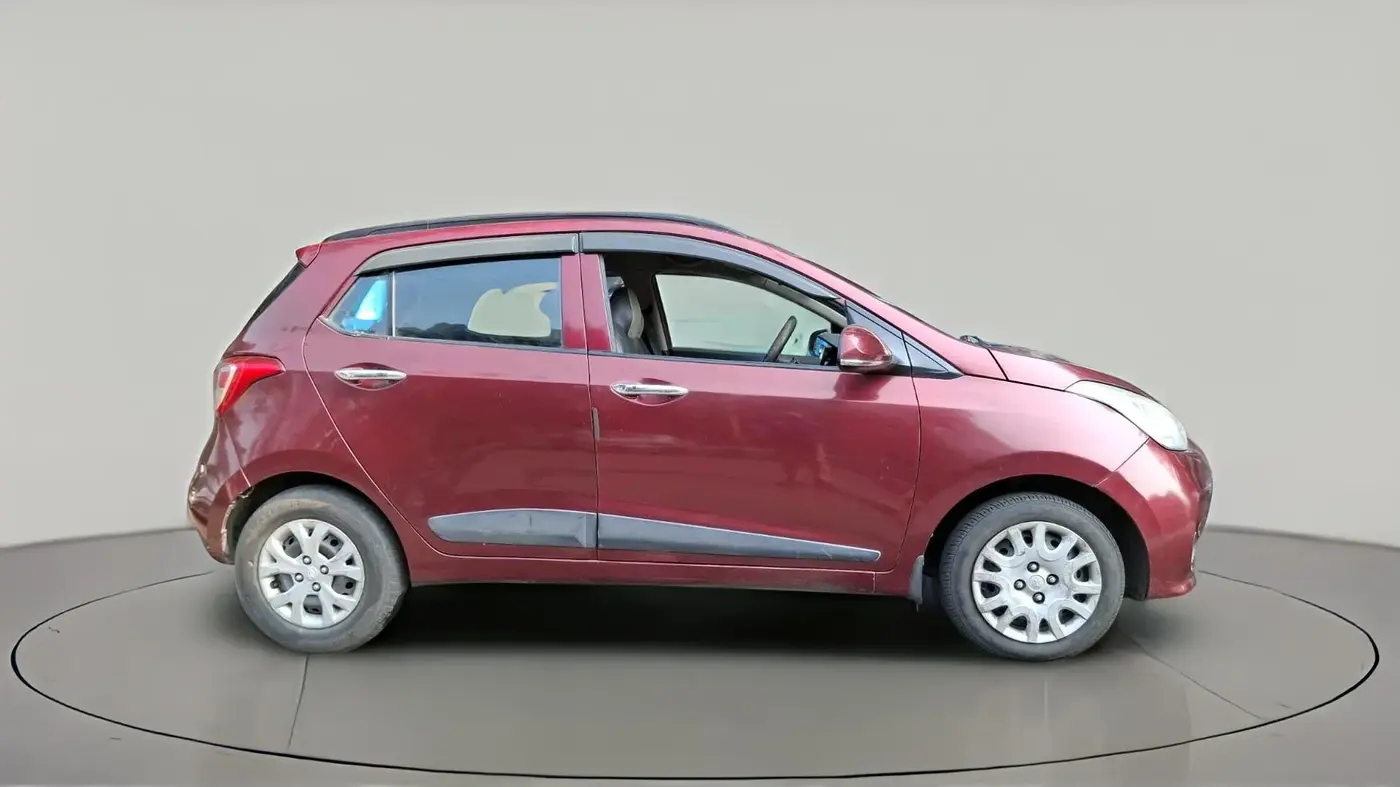 2014 Hyundai Grand i10 SPORTZ 1.1 CRDI, Diesel, Manual, 1,17,831 km, exterior