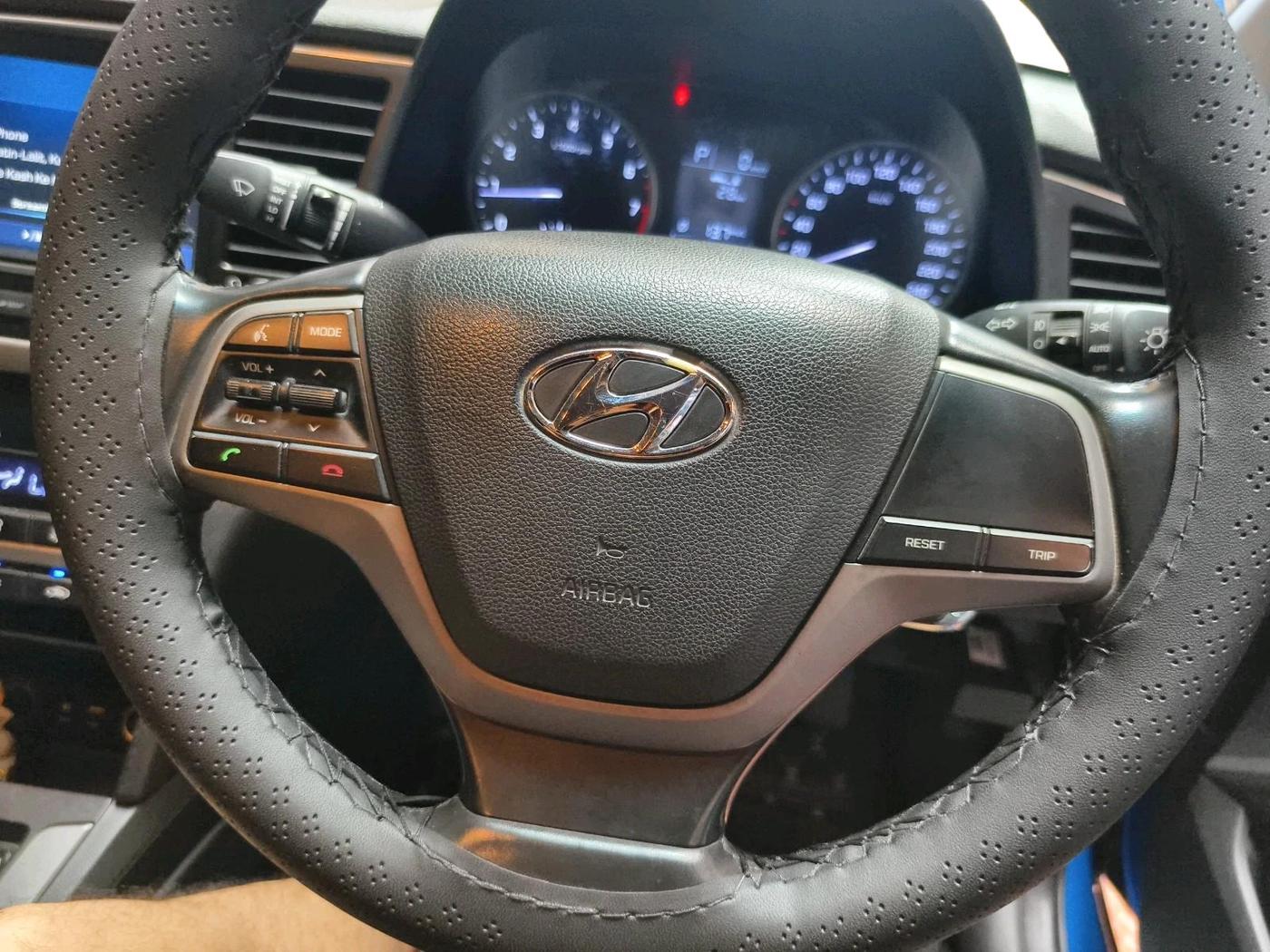 2016 Hyundai New Elantra 1.8 SX AT VTVT, Petrol, Automatic, 39,000 km, interior