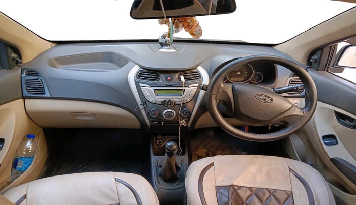 2016 Hyundai Eon MAGNA +, Petrol, Manual, 52,959 km, interior