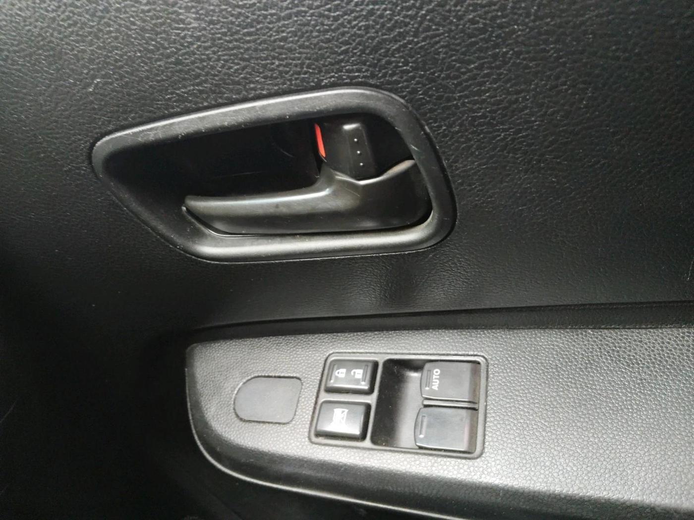 2017 Maruti IGNIS SIGMA 1.2, Petrol, Manual, 54,767 km, interior