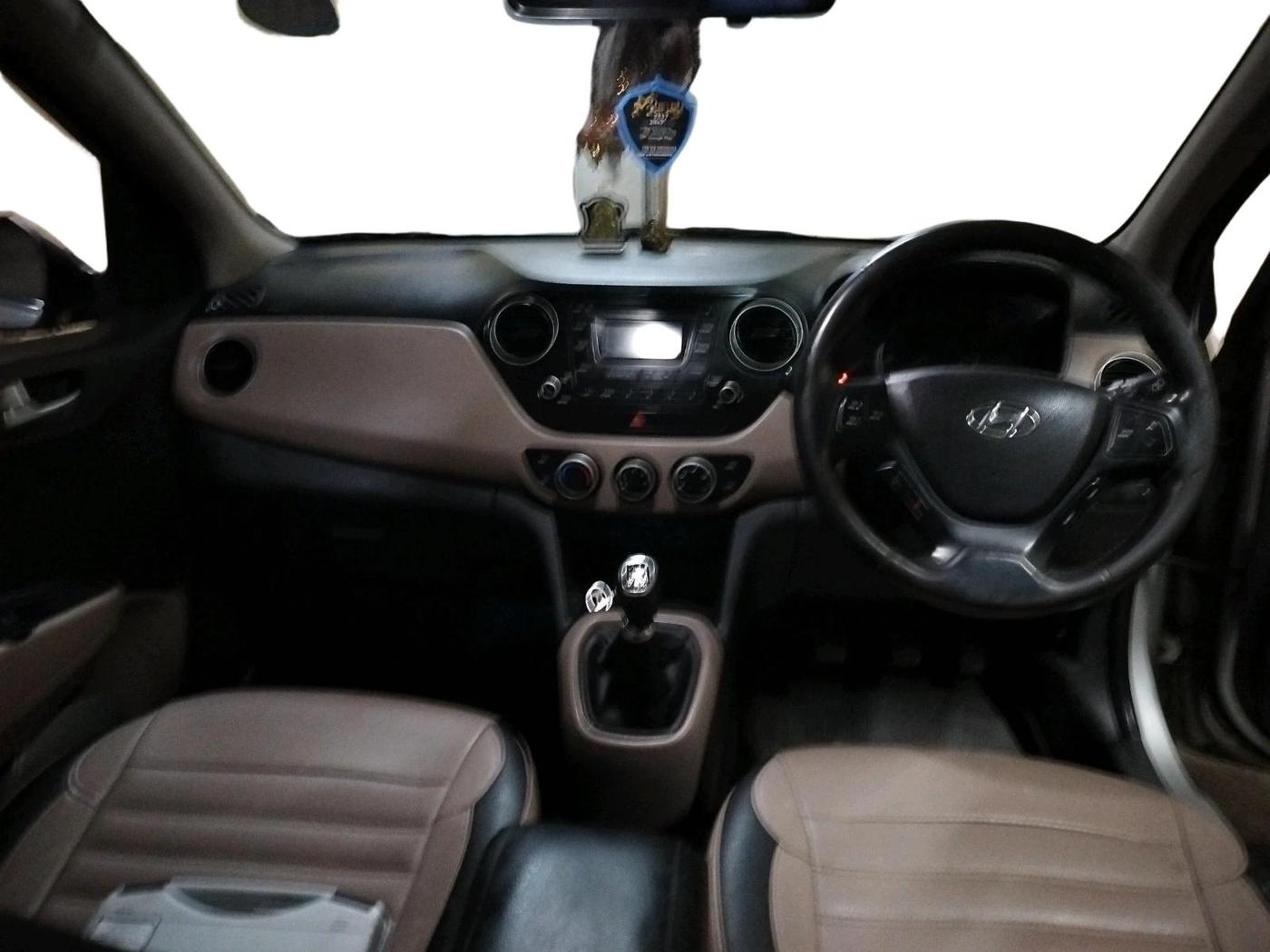 2015 Hyundai Grand i10 ASTA 1.2 KAPPA VTVT, Petrol, Manual, 88,881 km, interior