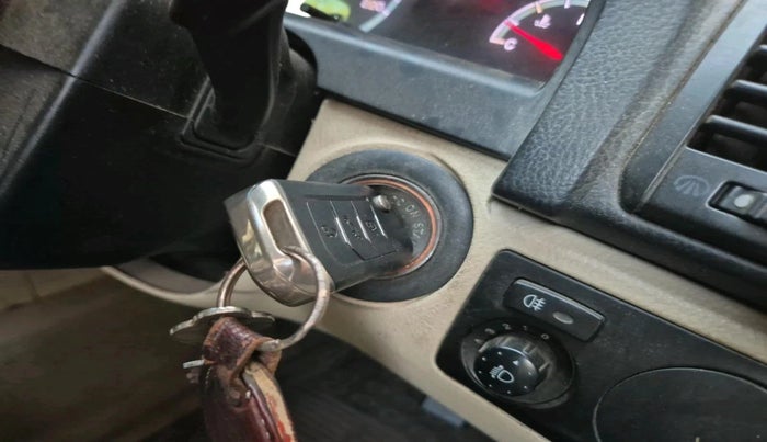 2013 Ssangyong Rexton RX7, Diesel, Automatic, 97,622 km, interior