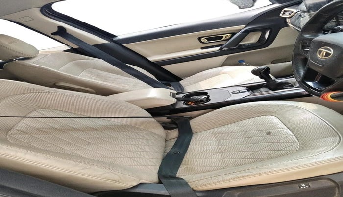 2021 Tata Safari XZ PLUS GOLD, Diesel, Manual, 47,929 km, interior
