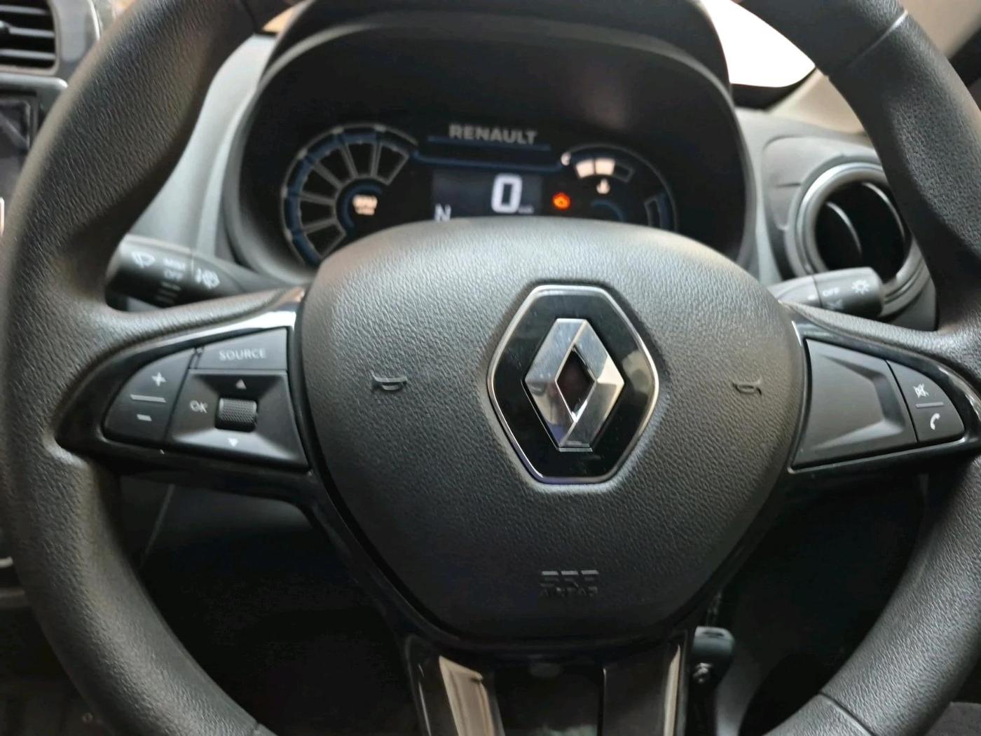 2023 Renault Kwid RXT 1.0 AMT, Petrol, Automatic, 96 km, interior