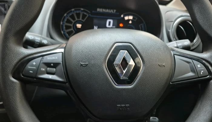 2023 Renault Kwid RXT 1.0 AMT, Petrol, Automatic, 96 km, interior