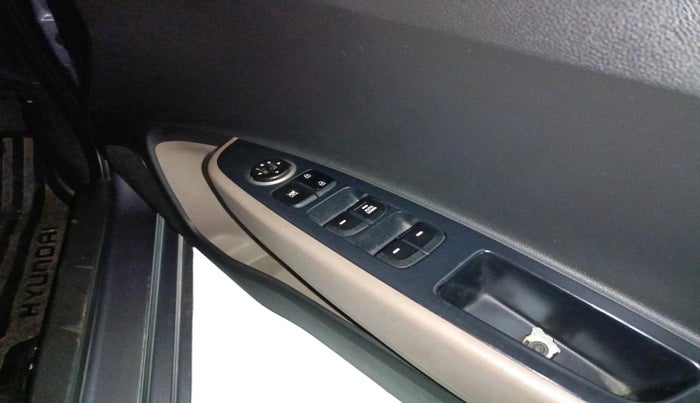 2019 Hyundai Xcent S 1.2, Petrol, Manual, 38,469 km, interior