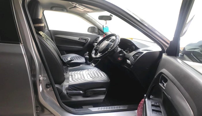 2018 Maruti Vitara Brezza ZDI, Diesel, Manual, 1,21,576 km, interior