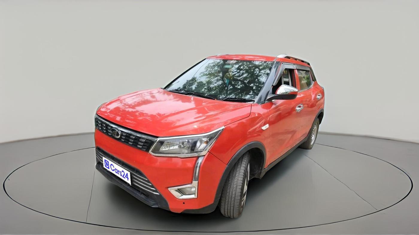 2019 Mahindra XUV300 W4 1.2 PETROL, Petrol, Manual, 76,867 km, exterior