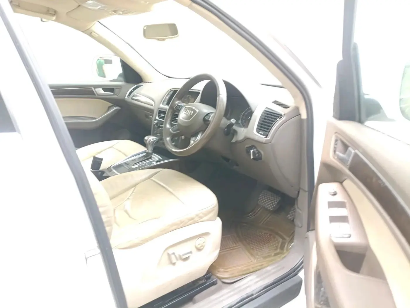 2013 Audi Q5 2.0 TDI QUATTRO, Diesel, Automatic, 29,735 km, interior