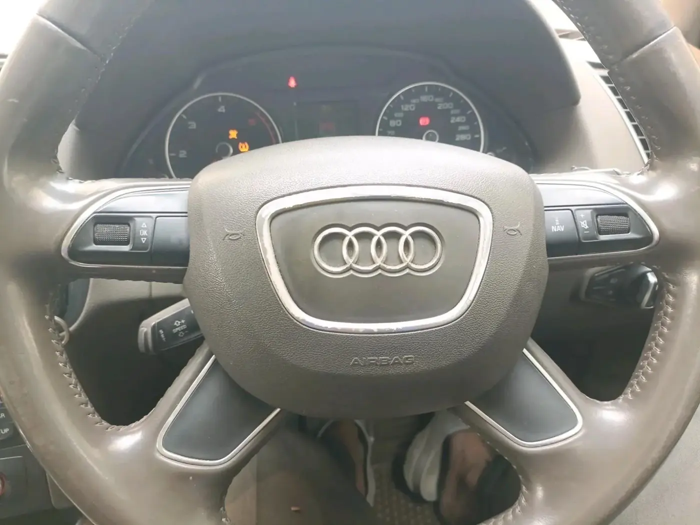2013 Audi Q5 2.0 TDI QUATTRO, Diesel, Automatic, 29,735 km, interior
