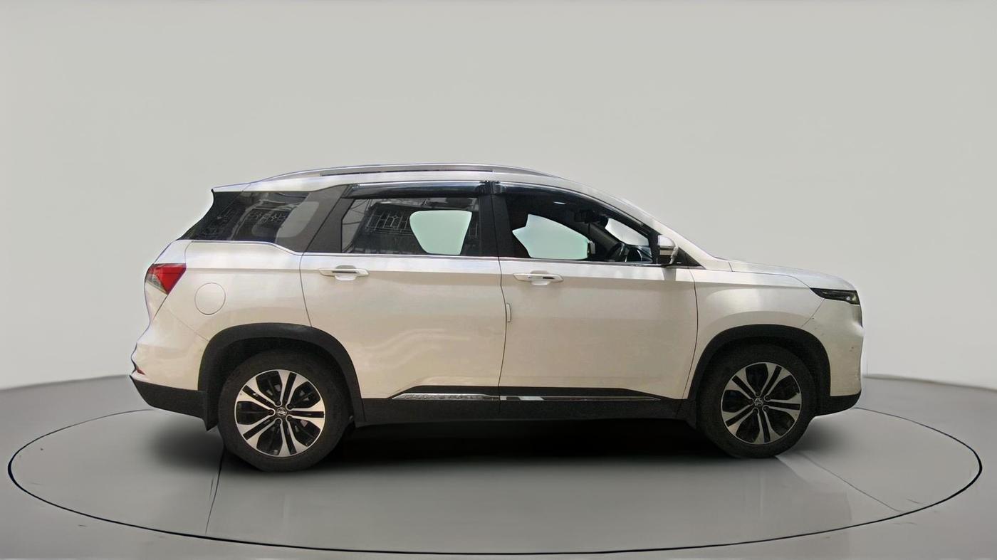 2021 MG HECTOR PLUS SELECT 2.0 DIESEL TURBO MT 7-STR, Diesel, Manual, 1,42,090 km, exterior