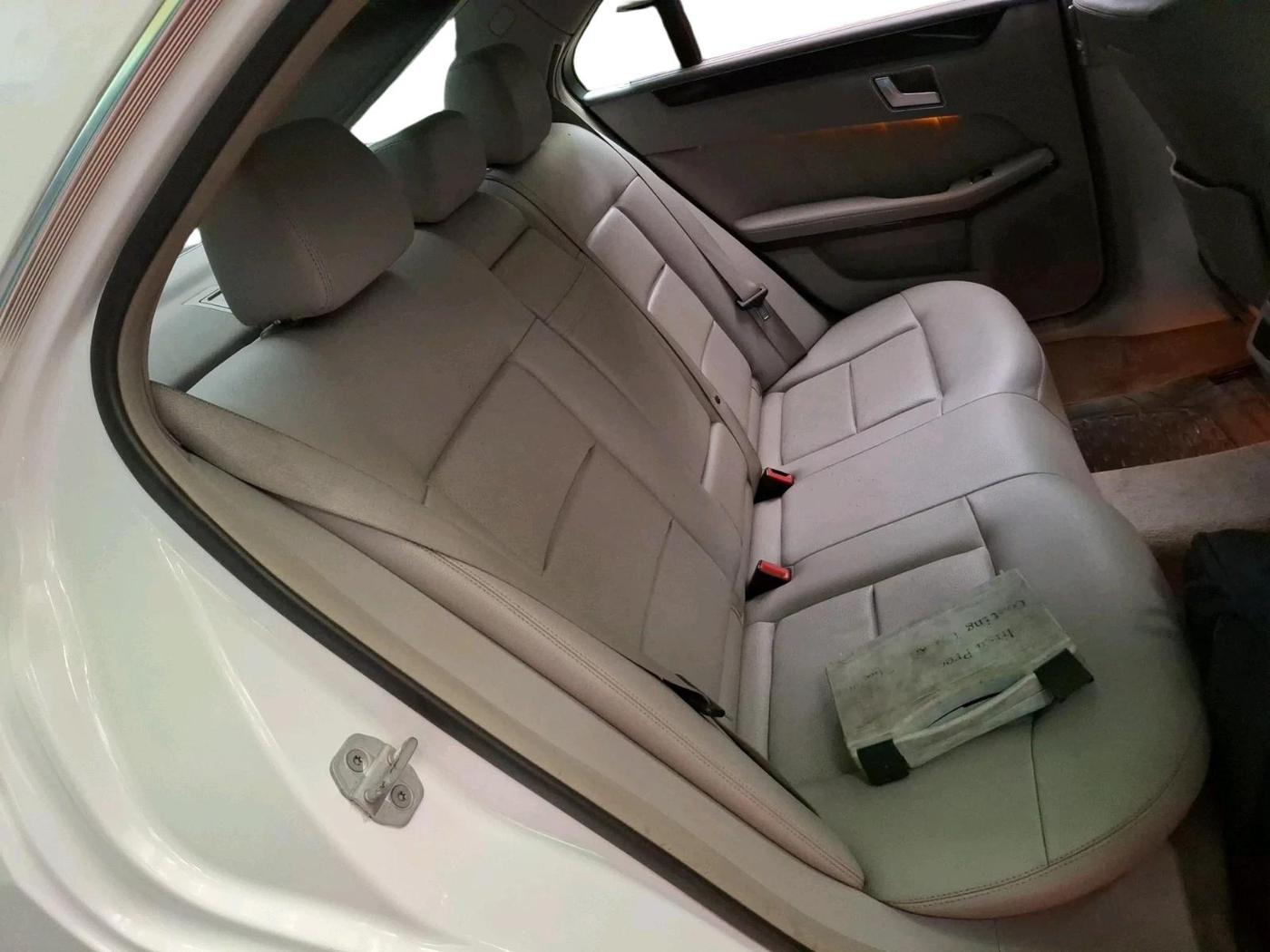 2012 Mercedes Benz E Class E 220 CDI ELEGANCE, Diesel, Automatic, 46,706 km, interior