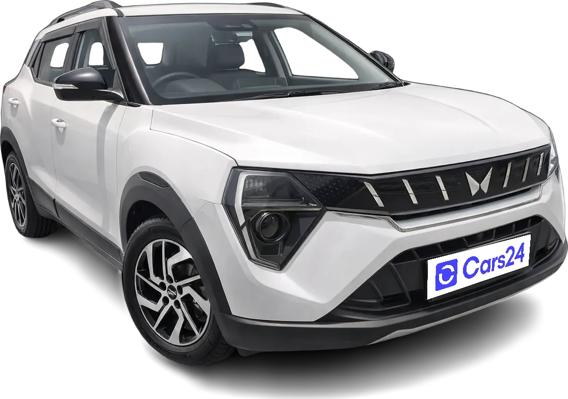 2025 Mahindra XUV 3XO - SUV - Petrol - Manual - ₹11.50 lakh