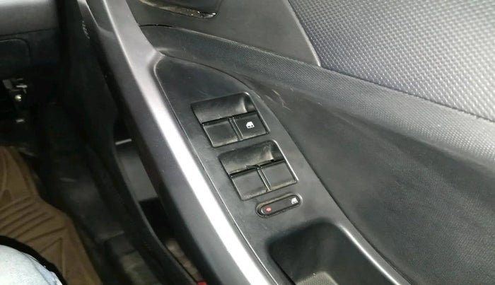 2021 Tata NEXON XM SUNROOF PETROL, Petrol, Manual, 10,114 km, interior