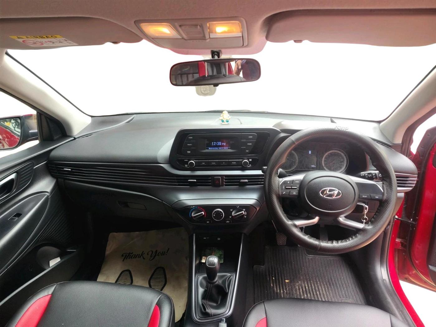 2022 Hyundai NEW I20 MAGNA 1.2 MT, Petrol, Manual, 4,302 km, interior