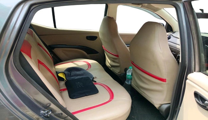 2014 Hyundai i10 MAGNA 1.1, Petrol, Manual, 65,590 km, interior