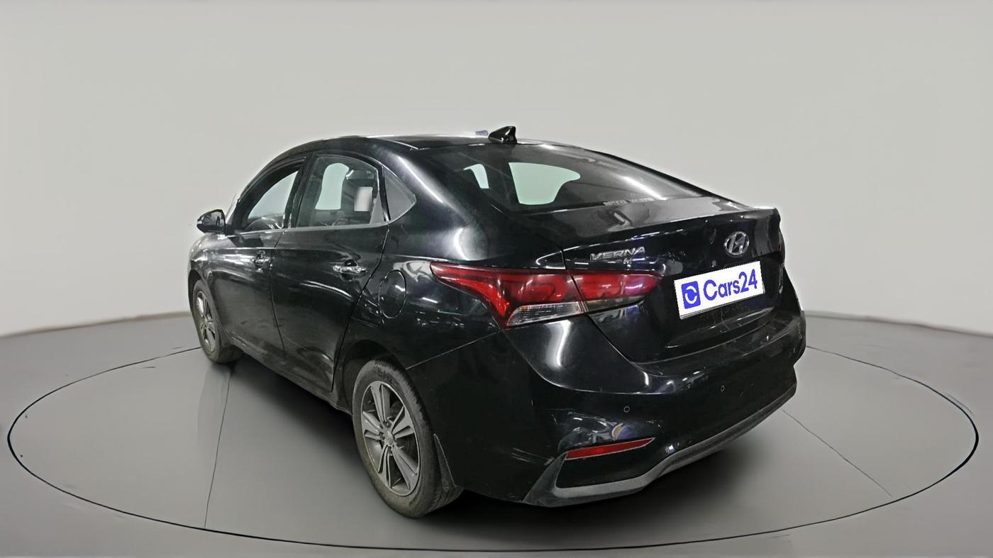 2018 Hyundai Verna 1.6 VTVT SX O, Petrol, Manual, 45,667 km, exterior
