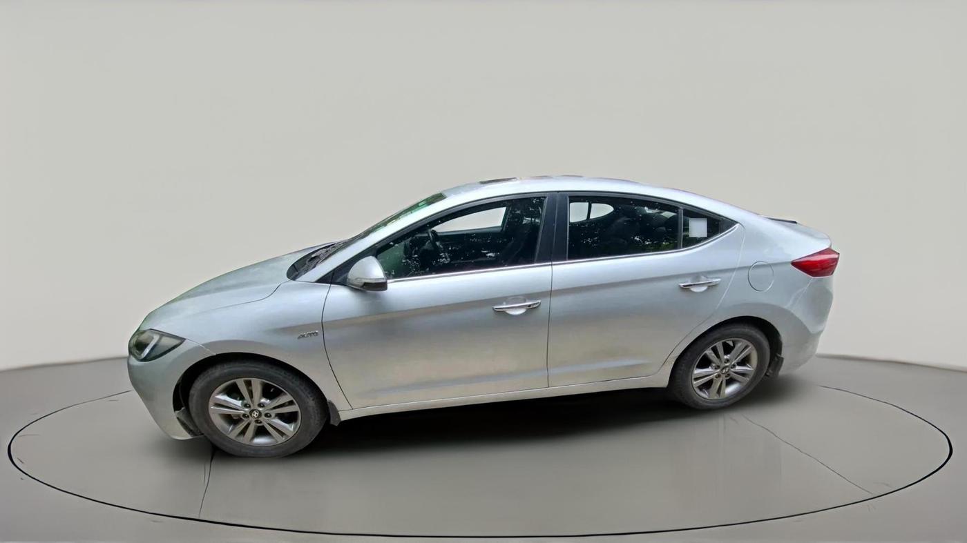 2017 Hyundai New Elantra 2.0 SX(O) AT PETROL, Petrol, Automatic, 31,079 km, exterior