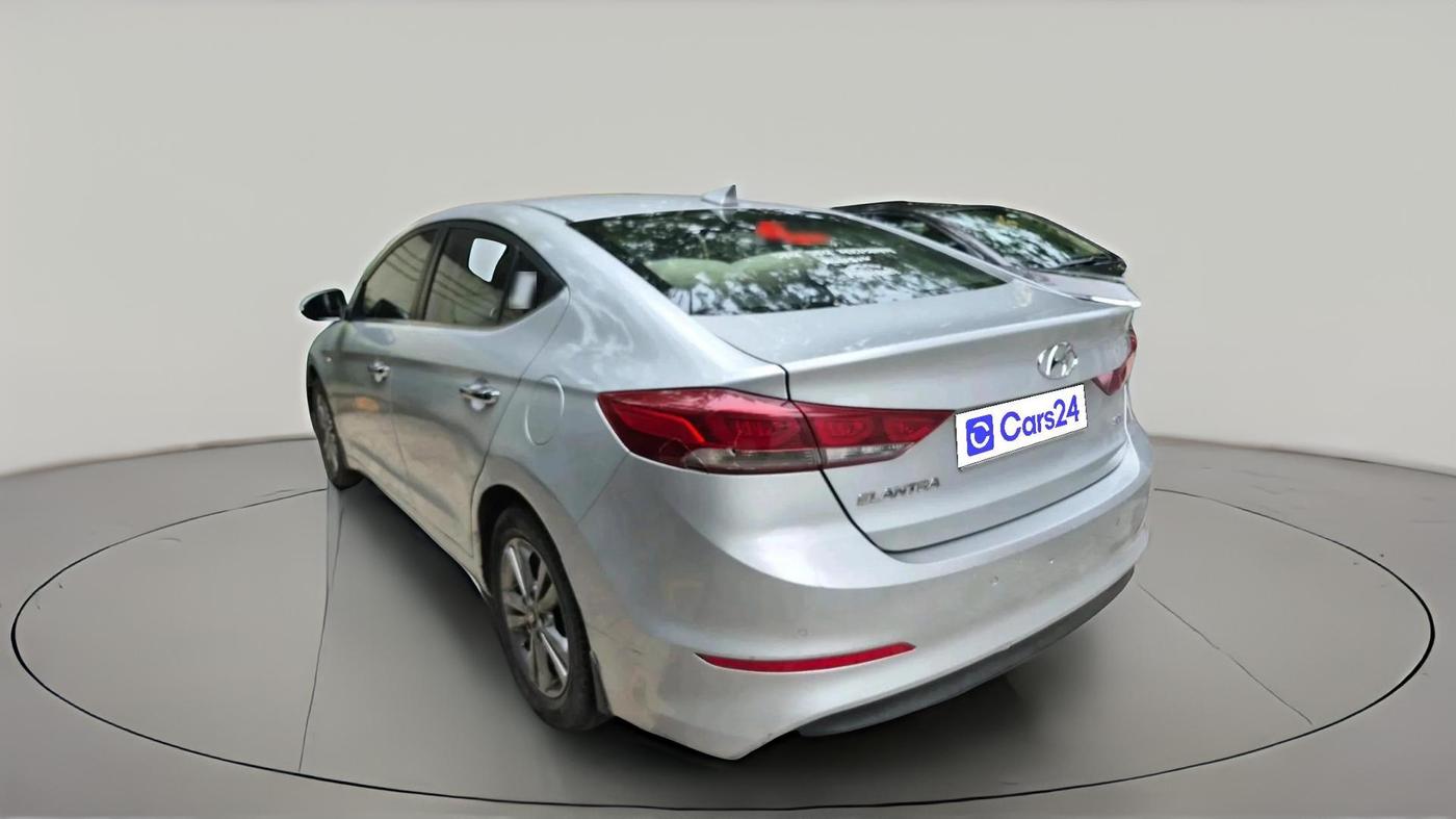 2017 Hyundai New Elantra 2.0 SX(O) AT PETROL, Petrol, Automatic, 31,079 km, exterior