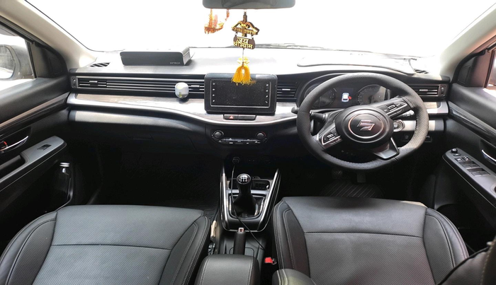 2024 Maruti XL6 ALPHA PLUS MT, Petrol, Manual, 9,099 km, interior