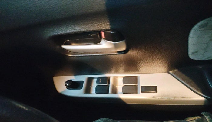 2016 Maruti Wagon R 1.0 VXI OPT, Petrol, Manual, 37,050 km, interior