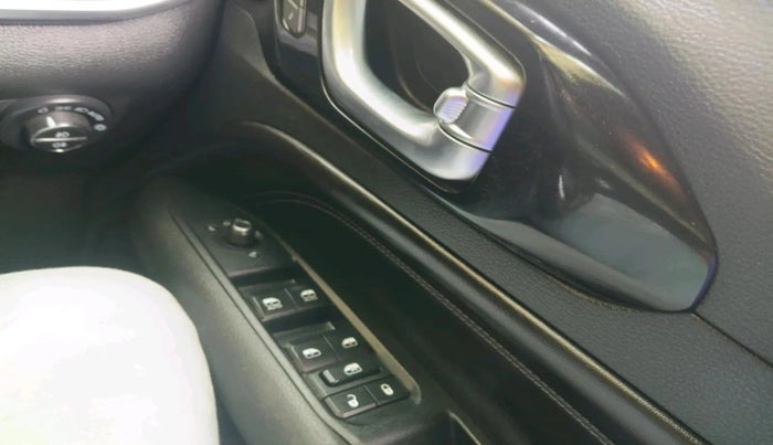 2022 Jeep Compass MODEL S (O) 2.0 DIESEL, Diesel, Manual, 41,370 km, interior