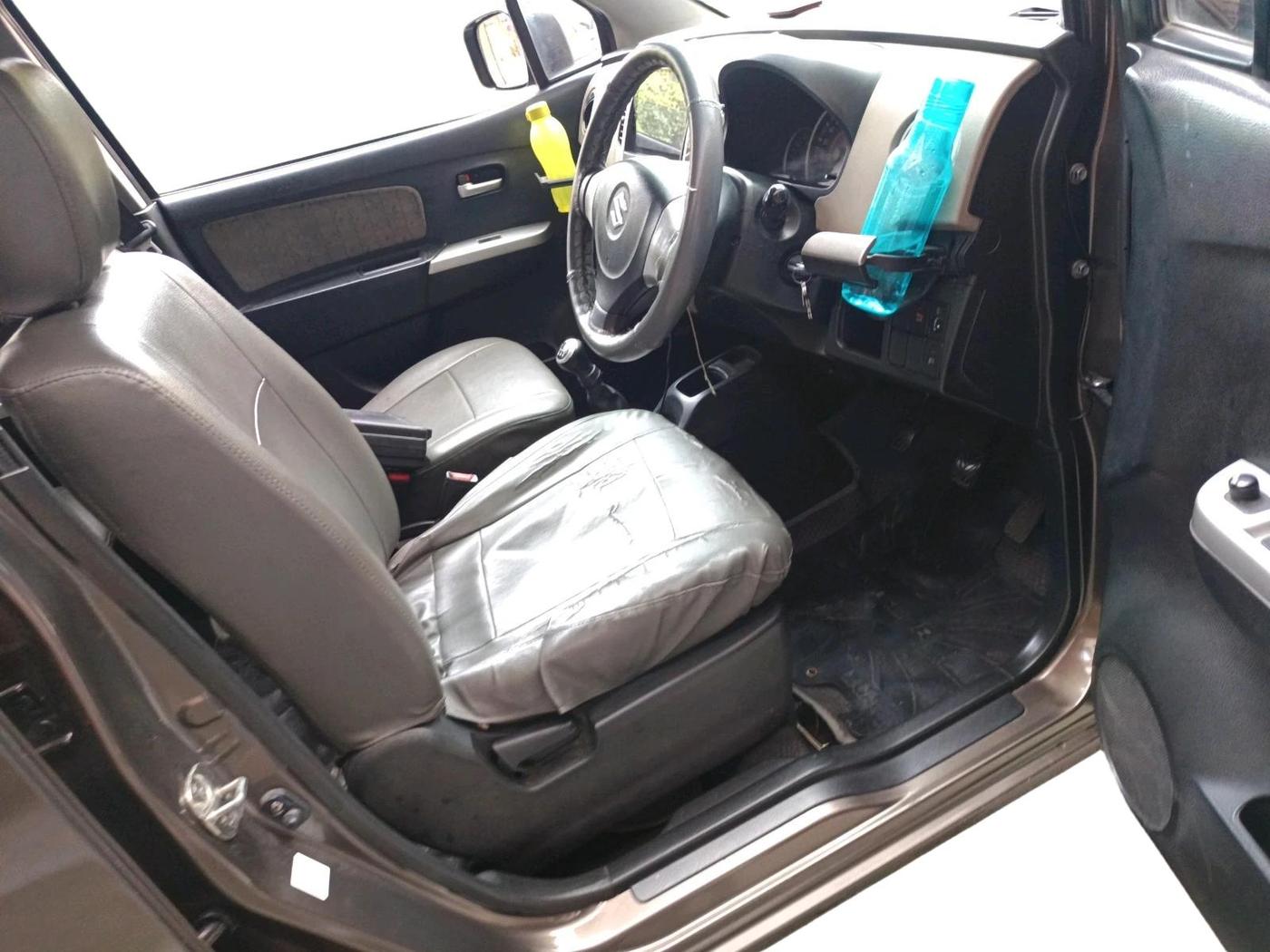 2015 Maruti Wagon R 1.0 VXI, Petrol, Manual, 97,600 km, interior