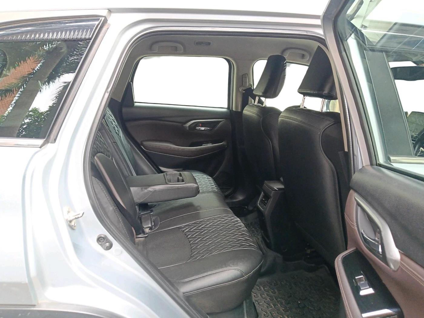 2023 Maruti Grand Vitara ZETA SMART HYBRID, Petrol, Manual, 35,230 km, interior