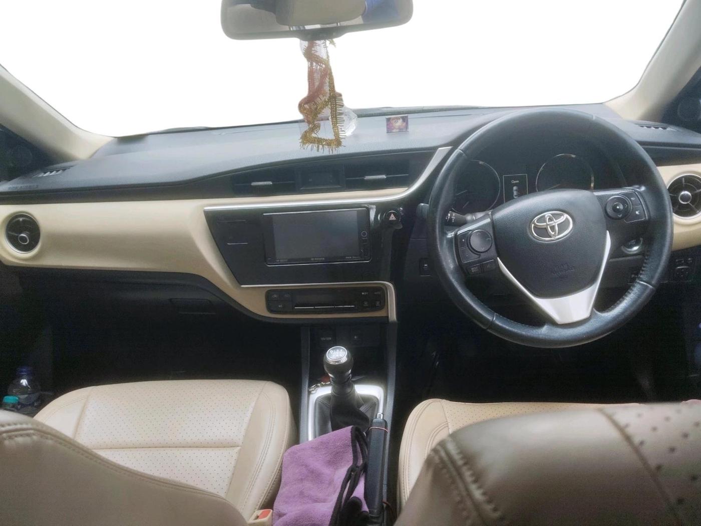 2019 Toyota Corolla Altis GL PETROL, Petrol, Manual, 73,397 km, interior