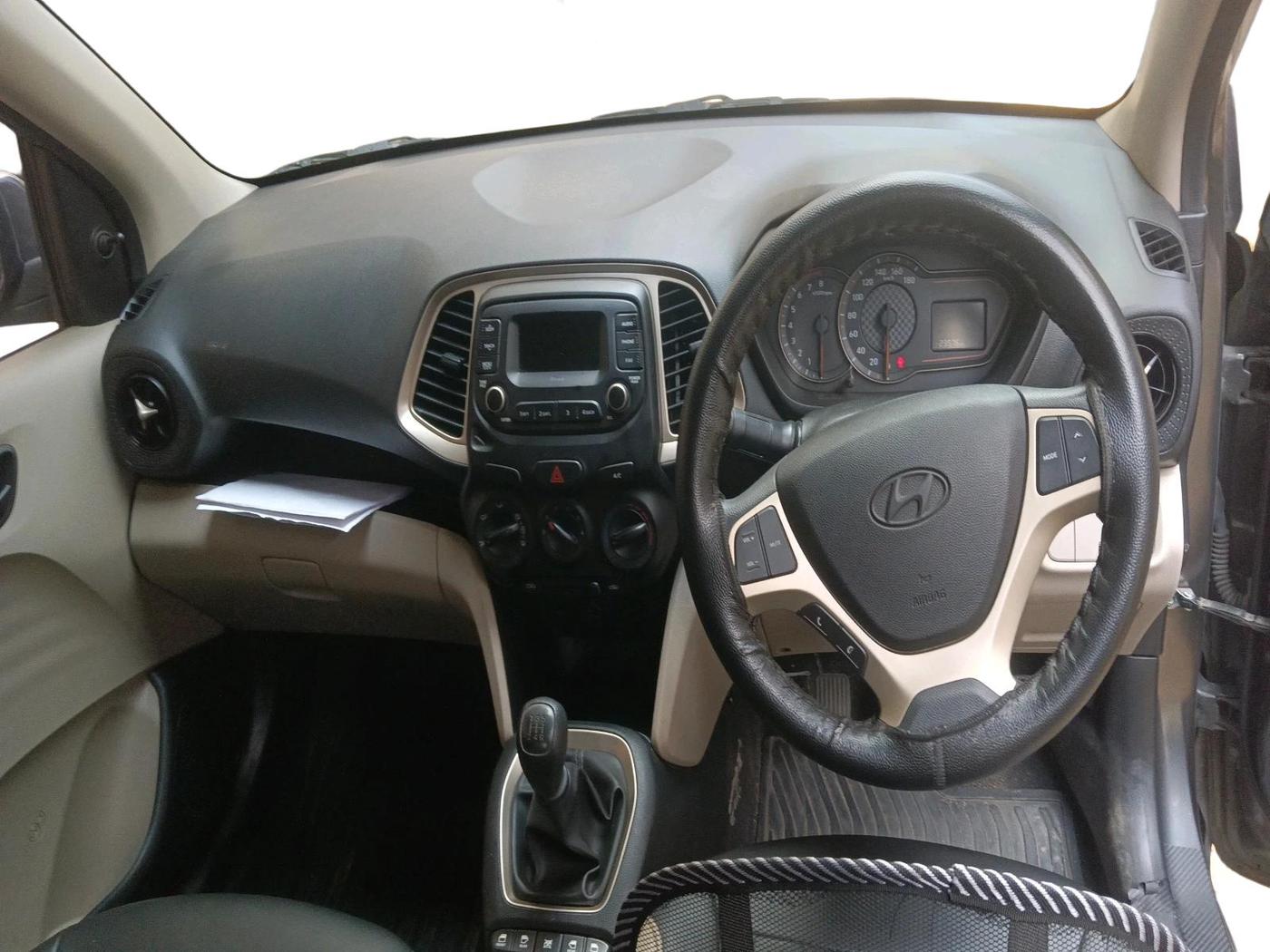 2022 Hyundai NEW SANTRO MAGNA, Petrol, Manual, 23,576 km, interior
