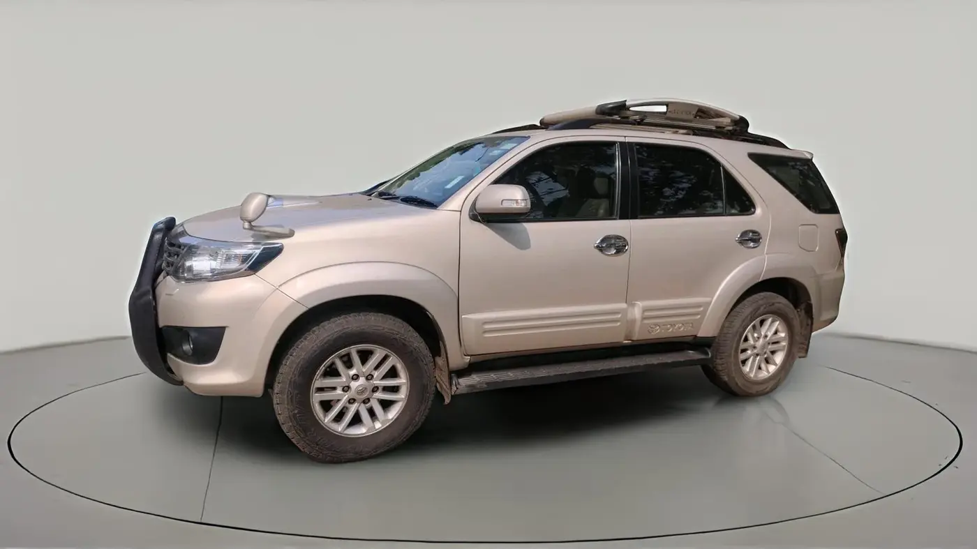 2014 Toyota Fortuner 3.0 4X2 AT, Diesel, Automatic, 57,818 km, exterior