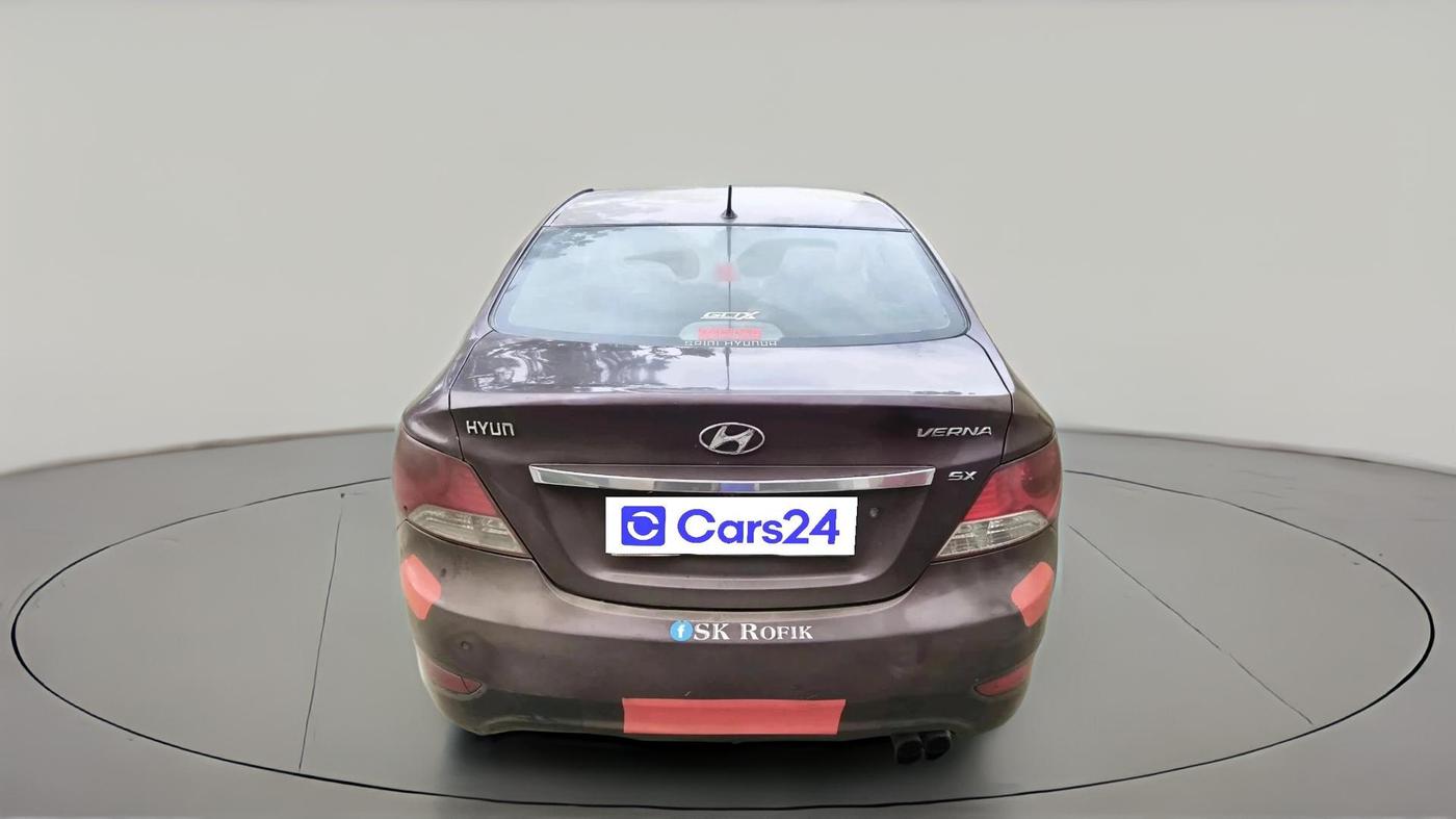 2013 Hyundai Verna FLUIDIC 1.6 CRDI SX, Diesel, Manual, 83,355 km, exterior