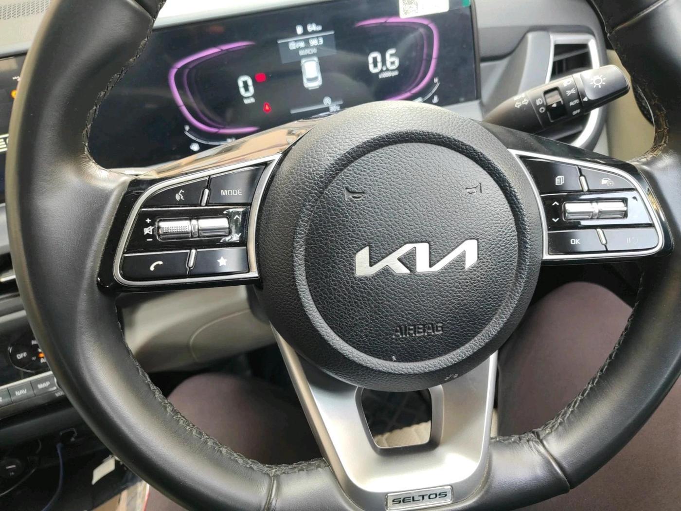 2023 KIA SELTOS  HTX 1.5 PETROL MT, Petrol, Manual, 44,067 km, interior