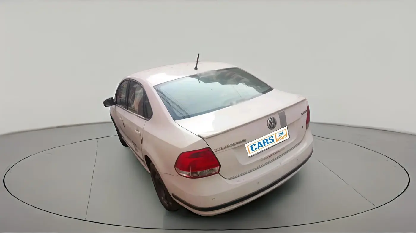 2013 Volkswagen Vento HIGHLINE 1.6 MPI, Petrol, Manual, 95,028 km, exterior