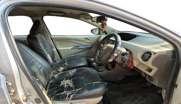 2015 Toyota Etios GD, Diesel, Manual, 2,45,348 km, interior