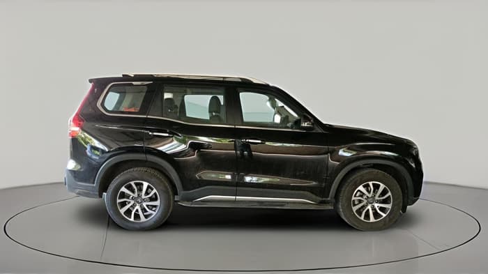 2026 Mahindra SCORPIO-N Z8 L DIESEL AT 2WD 7 STR, Diesel, Automatic, 6,690 km, exterior