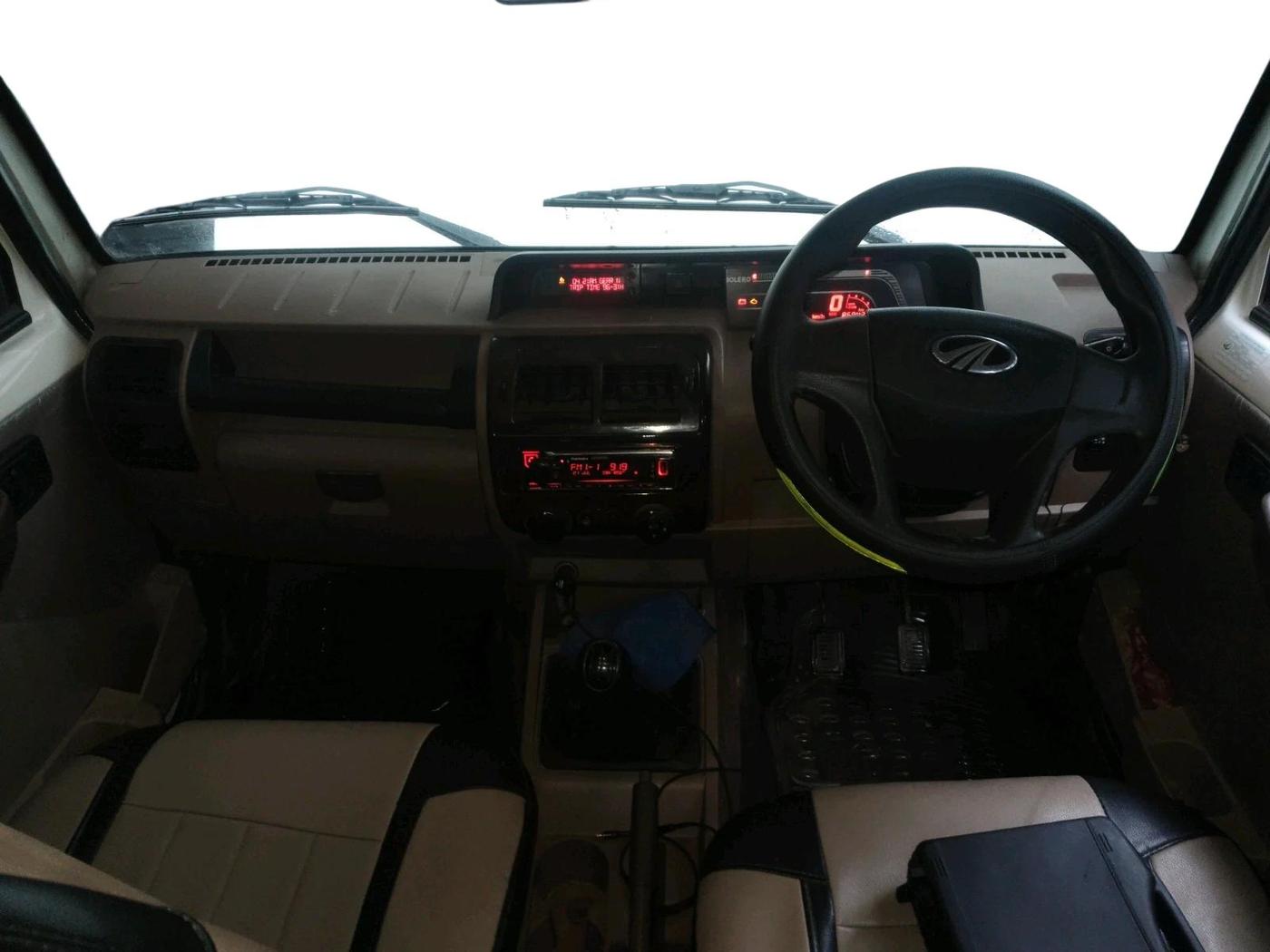 2021 Mahindra Bolero B6 (O), Diesel, Manual, 86,842 km, interior