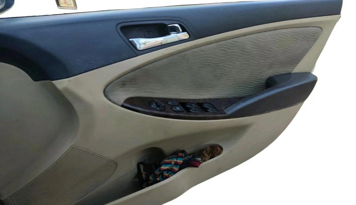 2012 Hyundai Verna FLUIDIC 1.4 CRDI EX, Diesel, Manual, 55,617 km, interior