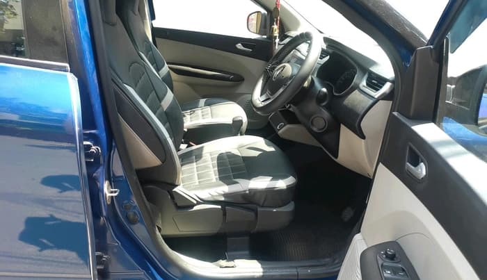 2021 Renault TRIBER RXZ AMT, Petrol, Automatic, 23,872 km, interior