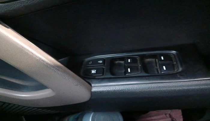 2016 Hyundai Creta SX PLUS 1.6 PETROL, Petrol, Manual, 1,41,260 km, interior