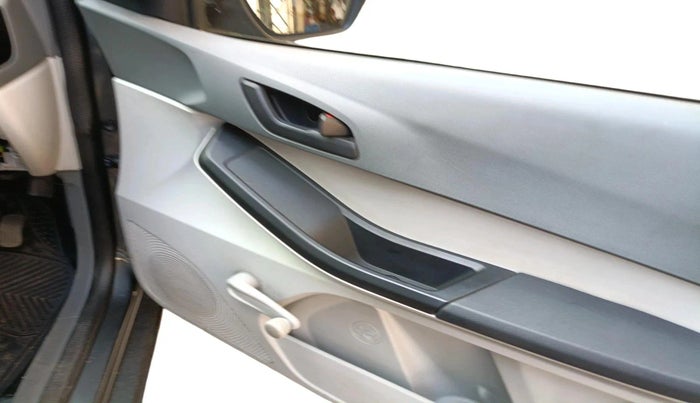 2025 Tata Tiago XE PETROL, Petrol, Manual, 9,947 km, interior