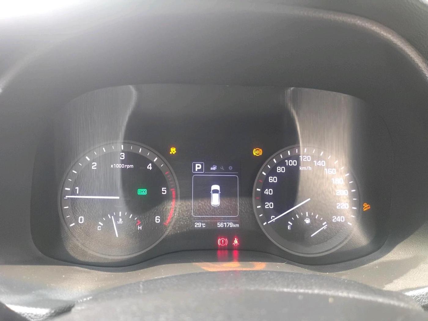 2018 Hyundai Tucson 2WD AT GL DIESEL
, Diesel, Automatic, 56,179 km, interior