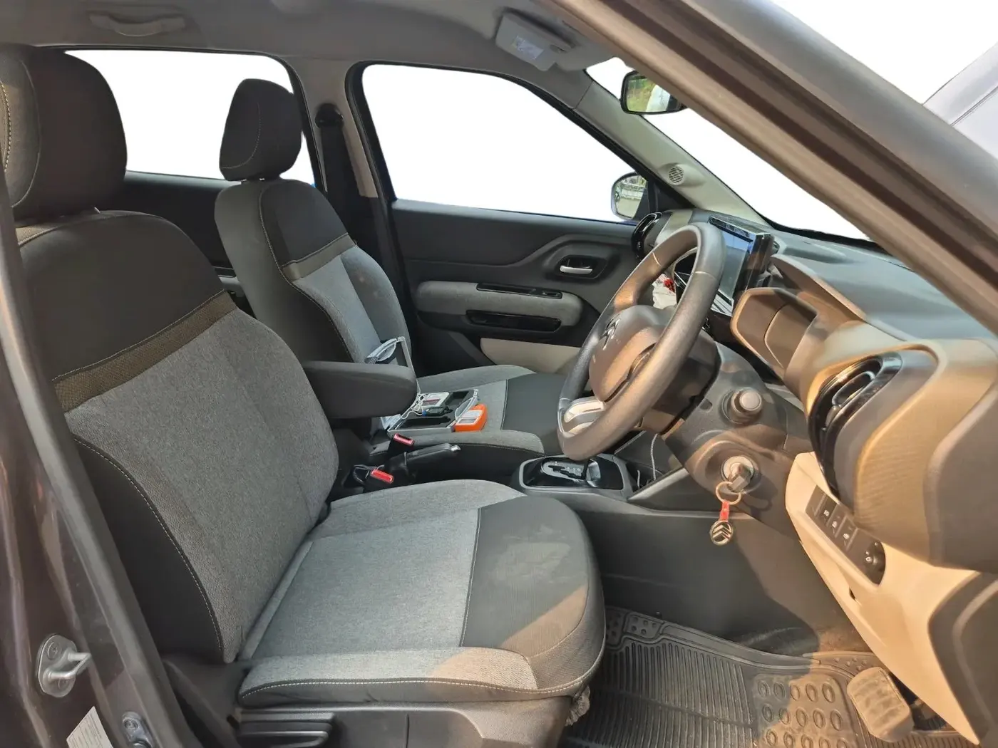 2024 CITROEN C3 AIRCROSS  Plus 1.2 5 STR AT, Petrol, Automatic, 5,154 km, interior
