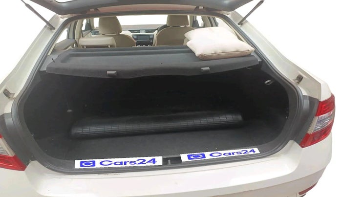 2018 Skoda Octavia AMBITION 1.4 TSI, Petrol, Manual, 20,432 km, exterior