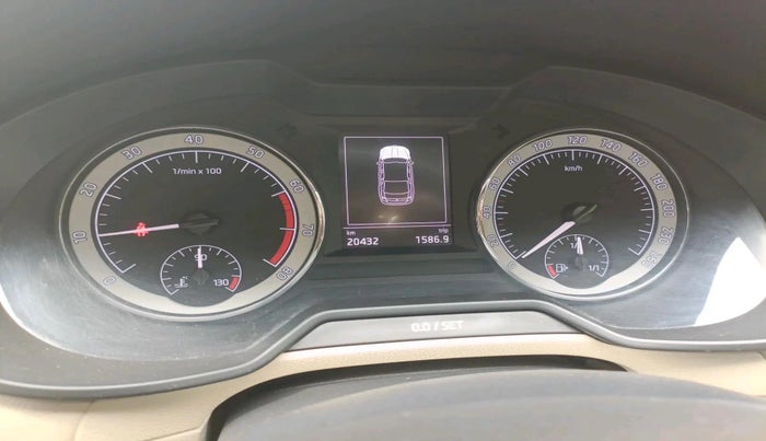 2018 Skoda Octavia AMBITION 1.4 TSI, Petrol, Manual, 20,432 km, interior